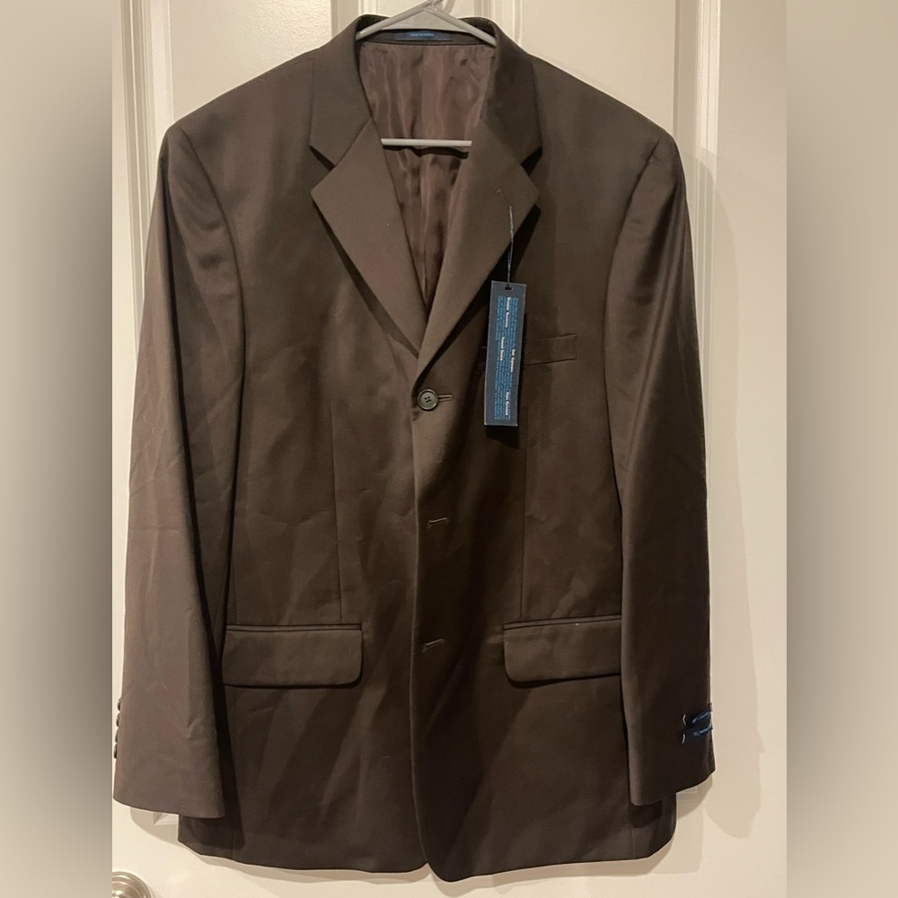 Brand new mens suit!